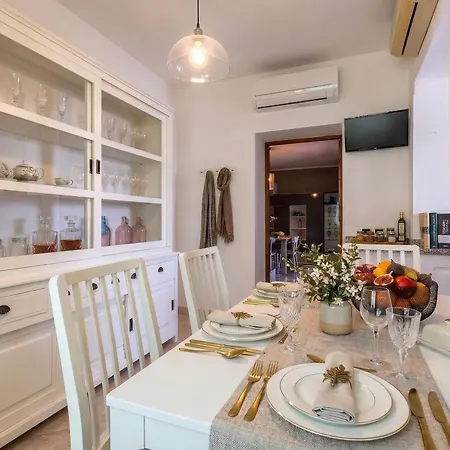 Daire Grand Sunset Penthouse With 2 Terraces And Garage Alghero