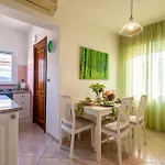 Grand Sunset Penthouse With 2 Terraces And Garage דירה *