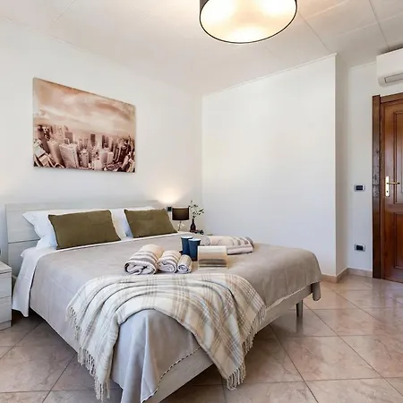 아파트 Grand Sunset Penthouse With 2 Terraces And Garage *